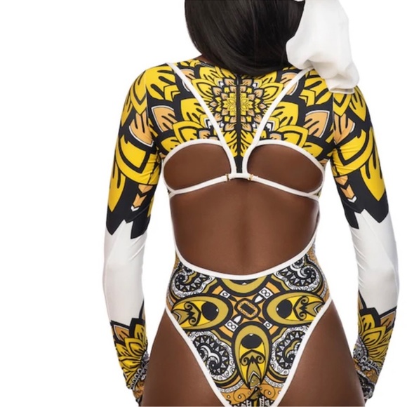 BYFNE “Nile” Large One Piece Swim Suit ✨ - Picture 2 of 3